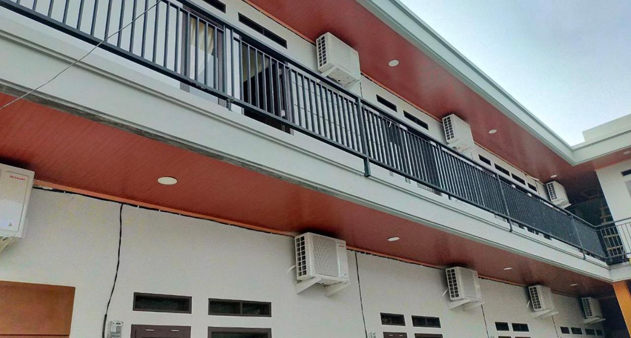 RedDoorz @ Jalan Urip Sumoharjo Lampung Hotel Bandar Lampung Bagian luar foto