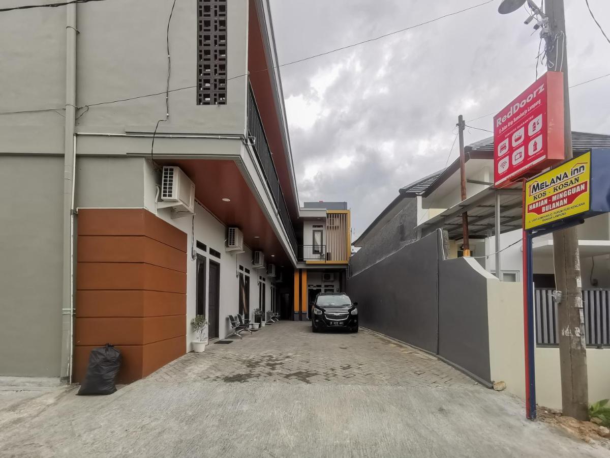 RedDoorz @ Jalan Urip Sumoharjo Lampung Hotel Bandar Lampung Bagian luar foto