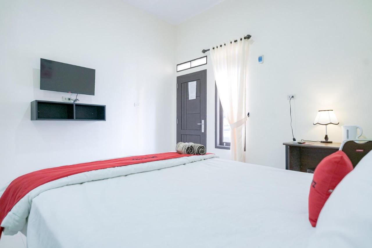 RedDoorz @ Jalan Urip Sumoharjo Lampung Hotel Bandar Lampung Bagian luar foto