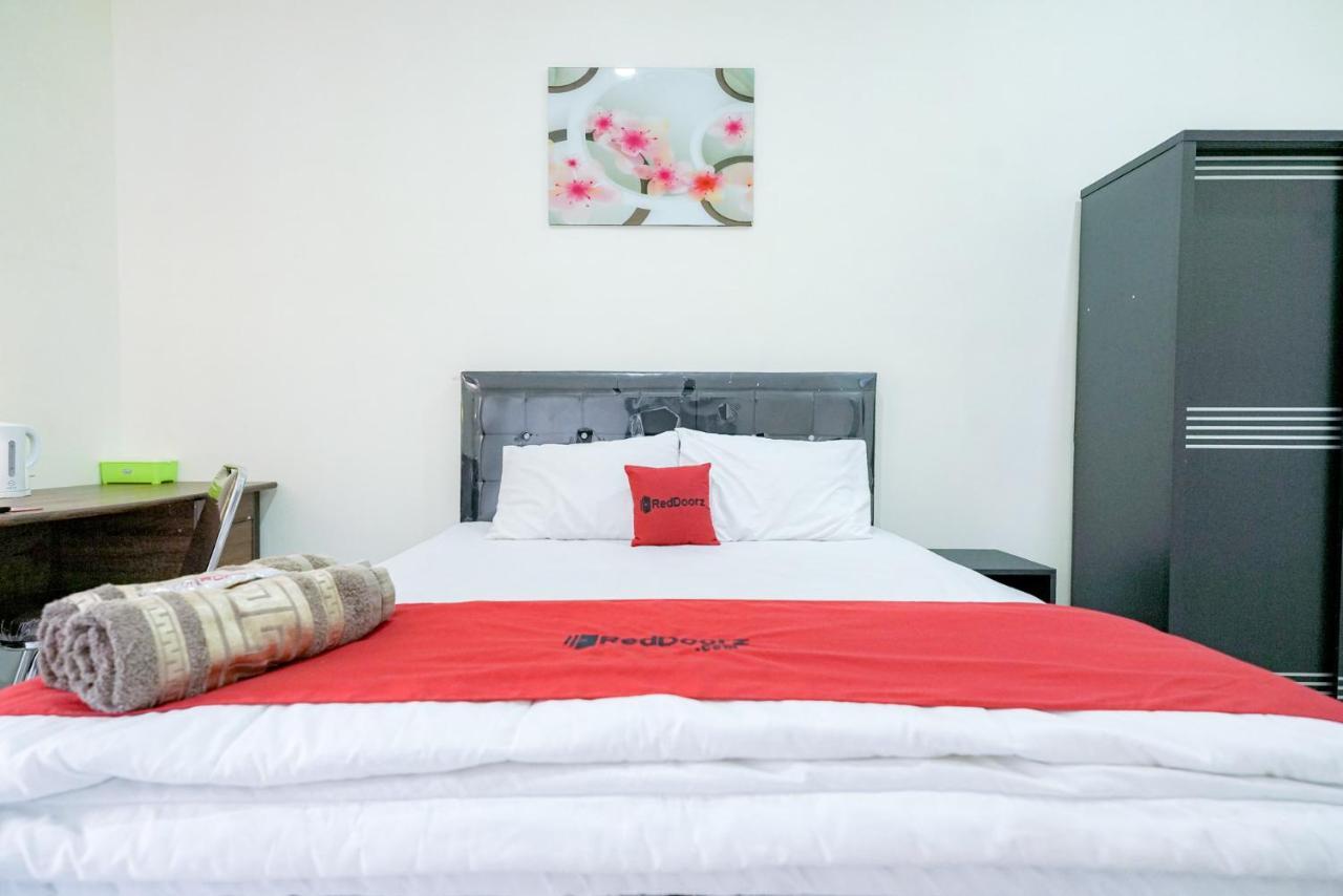 RedDoorz @ Jalan Urip Sumoharjo Lampung Hotel Bandar Lampung Bagian luar foto