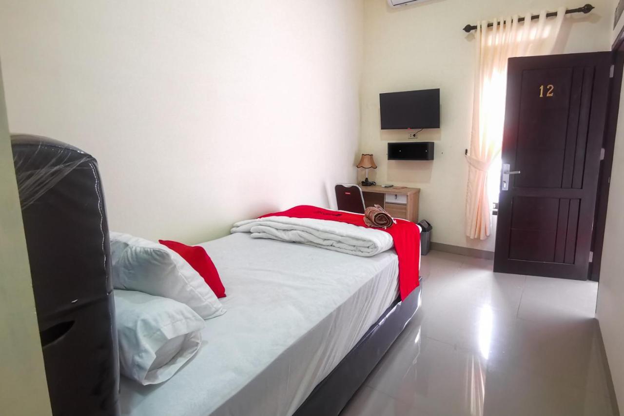 RedDoorz @ Jalan Urip Sumoharjo Lampung Hotel Bandar Lampung Bagian luar foto